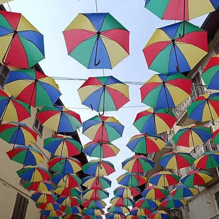 Giaveno, Apartment "Margherite" A Pochi Passi Dal Centro, Wifi Exterior foto