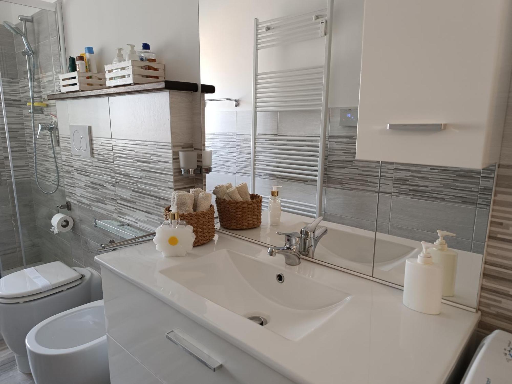 Giaveno, Apartment "Margherite" A Pochi Passi Dal Centro, Wifi Exterior foto